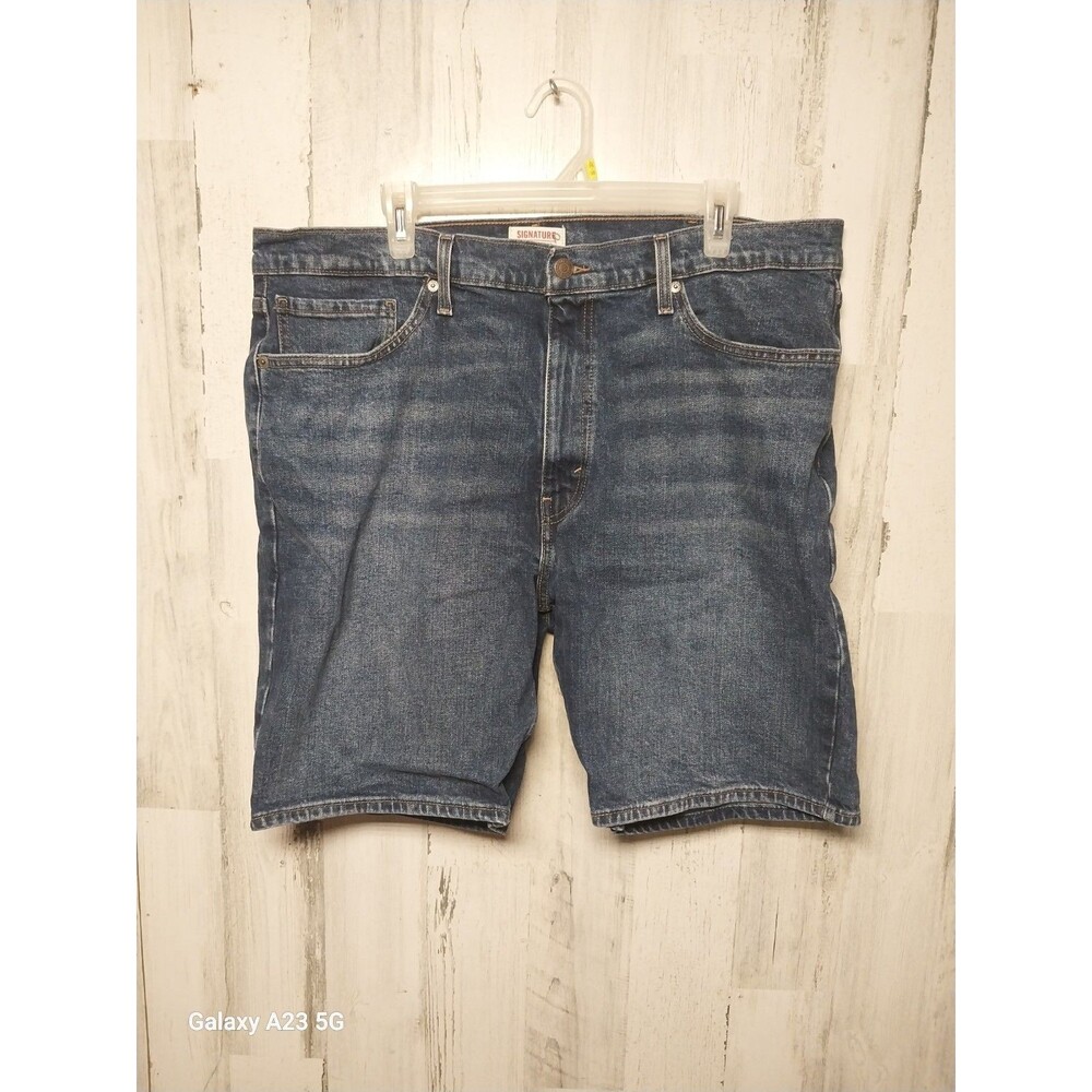Signature By Levi Strauss & Co. Men's Jean Shorts Size 38